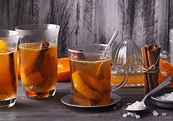 Grüner Tee mit Mango und Clementine (Rezept)