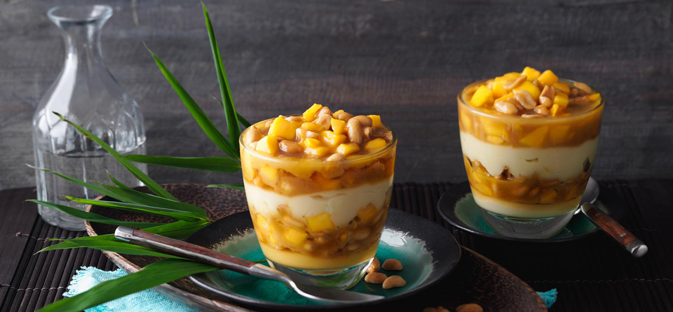 Mango-Kokos-Dessert mit Erdnuss-Karamell - SweetFamily von Nordzucker